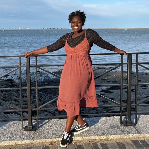 Meet the Posher - Picture 2 of 3